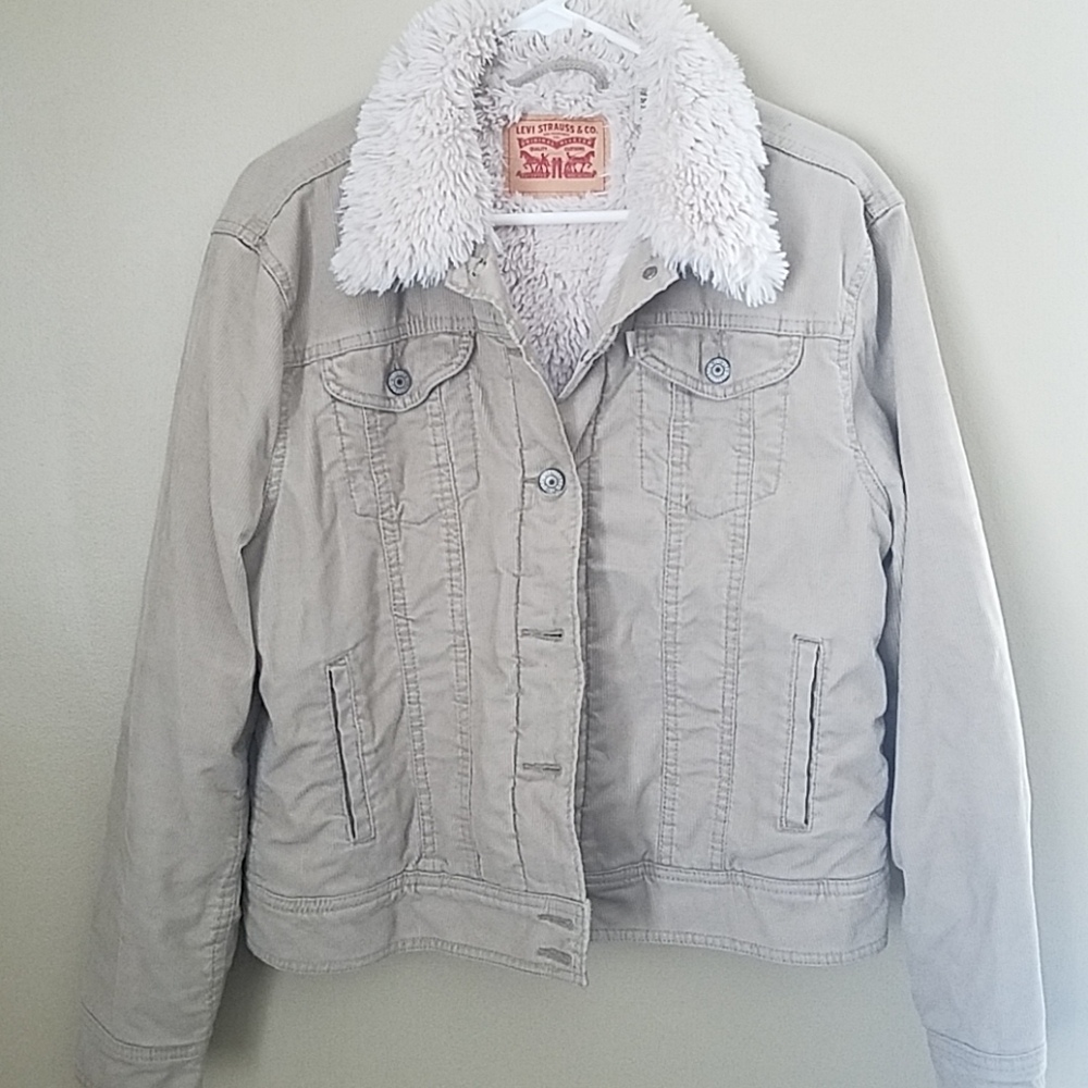 Levi's Women's Beige Sherpa-Lined Utility Jacket